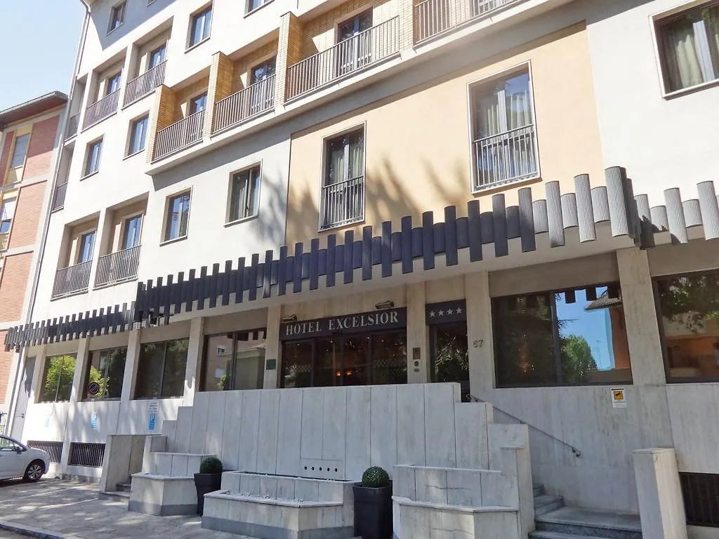 Hotel Excelsior Magenta