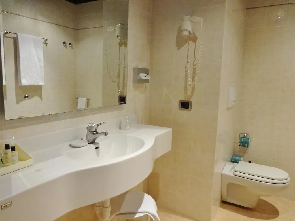 Hotel Excelsior Magenta Itália