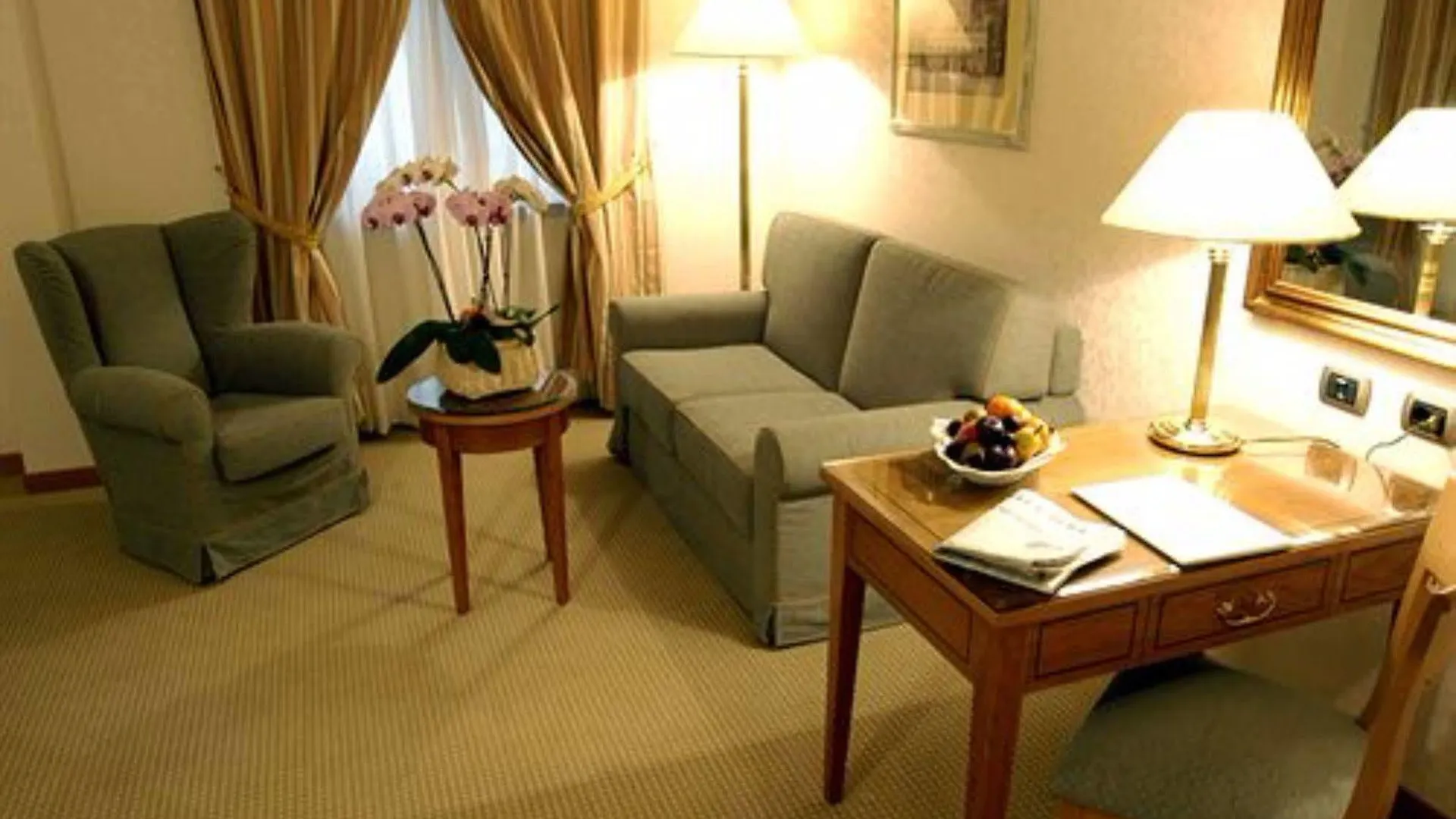 Hotel Excelsior Magenta